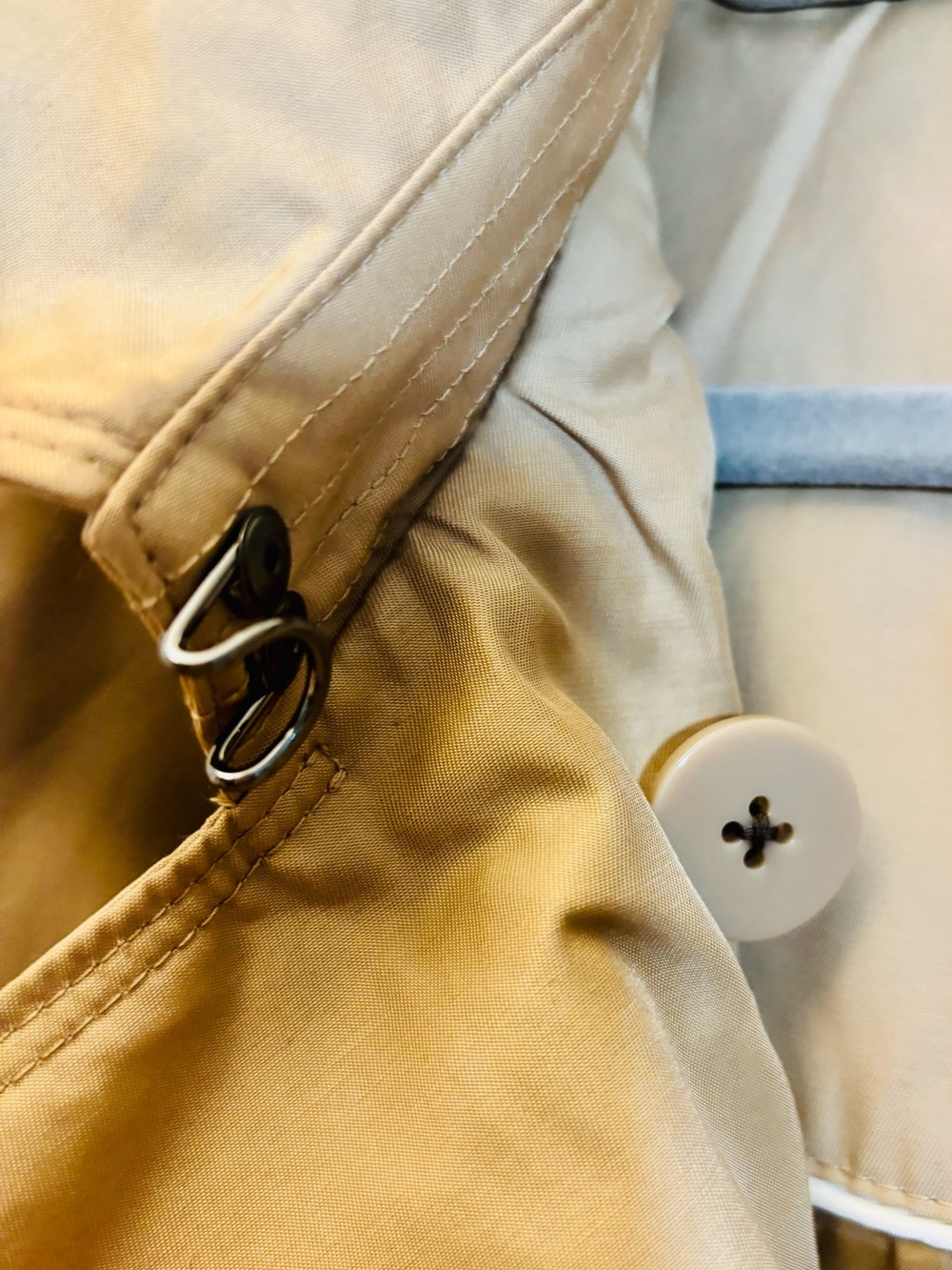 NWOT London Fog Beige Double-Breasted Trench Coat with Waist Tie - Picture 7 of 11